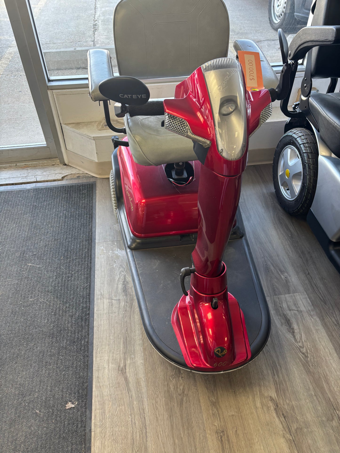 Rascal 600 Scooter [Red]